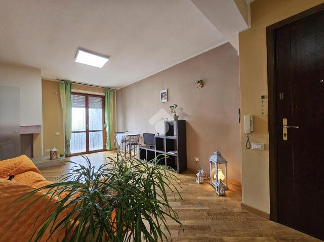 Zweizimmerwohnung in Piazza IV Novembre 37, Quartu Sant'Elena - Foto 1