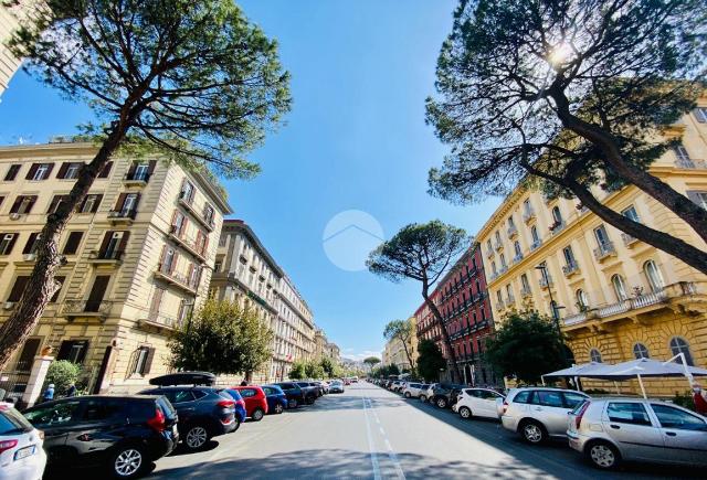 2-room flat in Viale Antonio Gramsci 30, Napoli - Photo 1