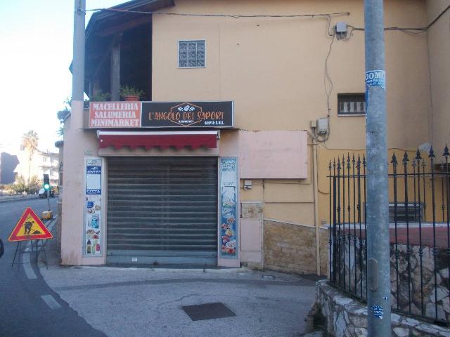 Negozio in Via Giorgio De Falco, Quarto - Foto 1