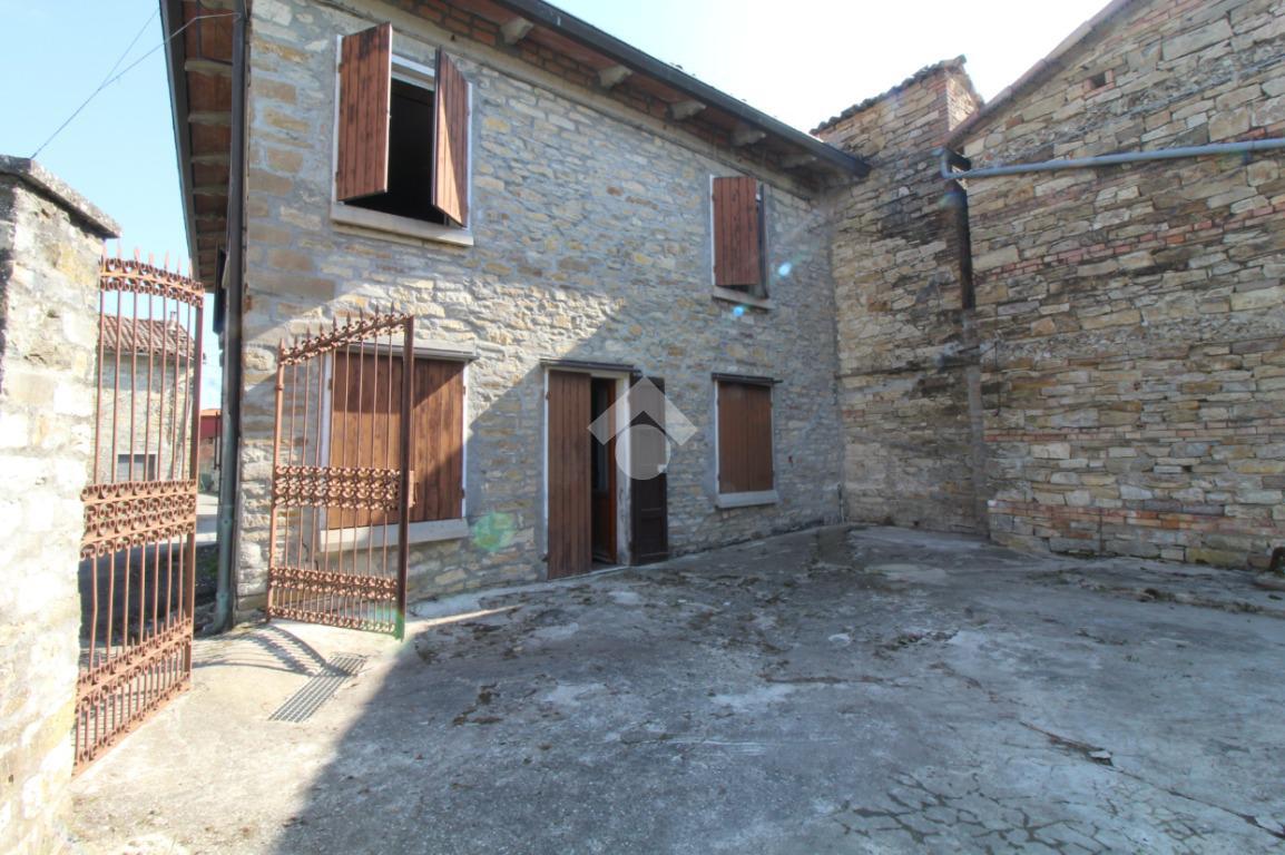 Casa indipendente in vendita a Corniglio