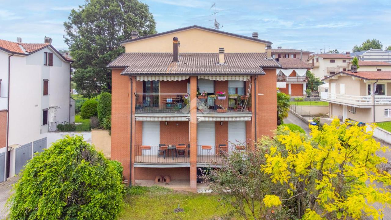 Appartamento in vendita a Lesignano De' Bagni