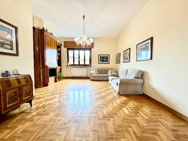 Apartament in Via Cesare Battisti 3, Cesano Maderno - Photo 1