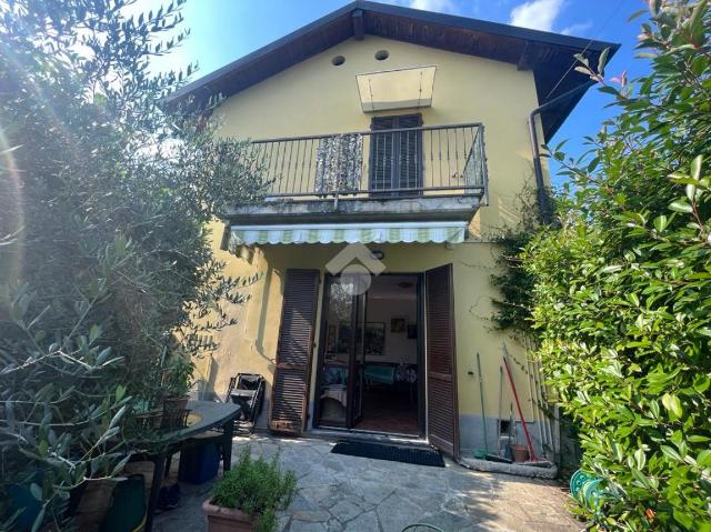 3-room flat in Via Gozzano 7, Giussano - Photo 1