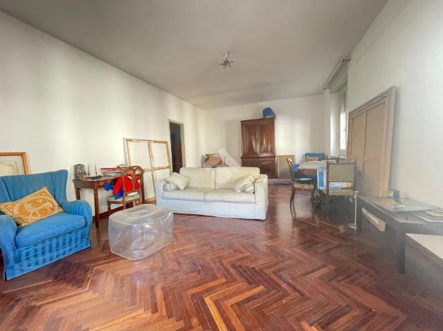 3-room flat in Galleria Enrico Ferri, Mantova - Photo 1