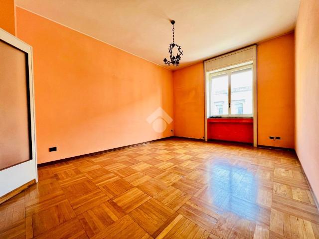 Vierzimmerwohnung in Via Bellalancia, Mantova - Foto 1