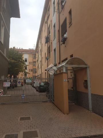 Boxen in Via N. Tommaseo 5, Monza - Foto 1