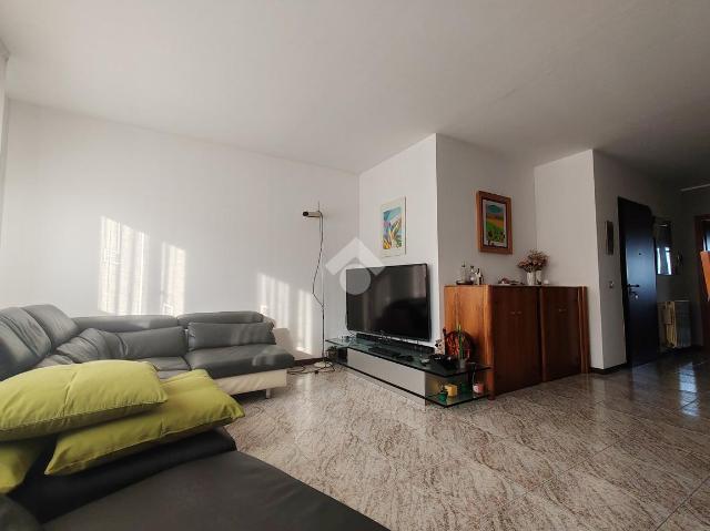 4-room flat in Via G La Pira 35, Pieve Emanuele - Photo 1