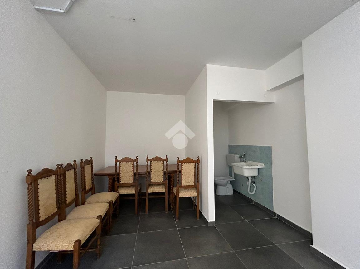 Magazzino in Via Montessori 1, Corigliano-Rossano, {3} - Foto 2