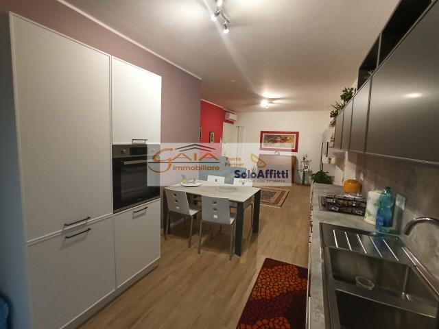 4-room flat in {3}, - Photo 1