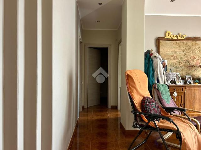 4-room flat in Via Sardegna, Grottaglie - Photo 1