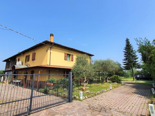 Mansion in Via Alessandro Tassoni, Bologna - Photo 1