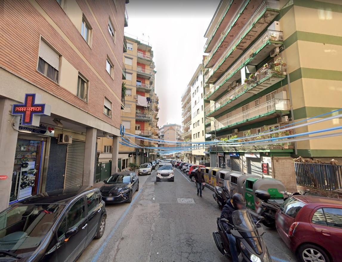 Appartamento in vendita a Napoli