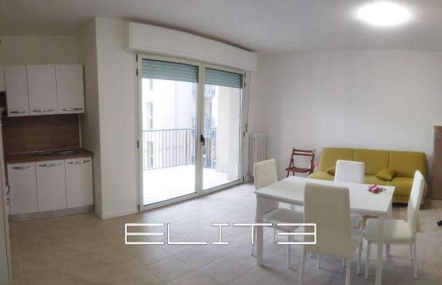 2-room flat in Via dell'Industria, Ancona - Photo 1