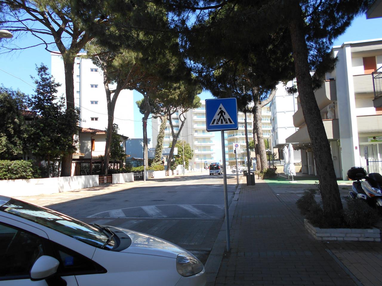 Negozio in Viale Leopardi , Lido degli Estensi (Fe) 25, Comacchio, {3} - Foto 2