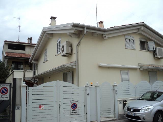 Villa in Via Maggior Leggero 18, Comacchio - Foto 1