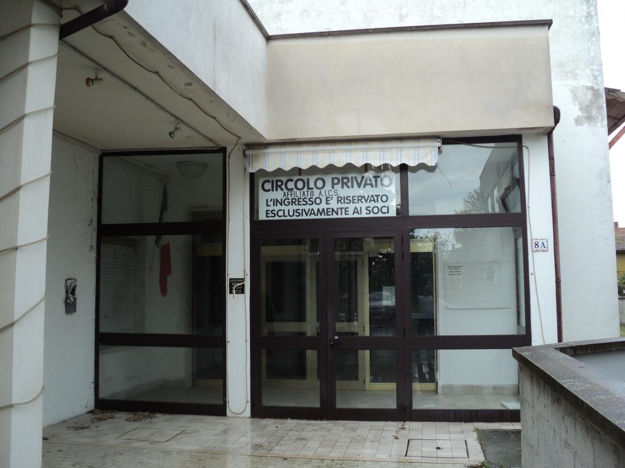 Esercizio commerciale in Via Fontana 10, Comacchio, {3} - Foto 2