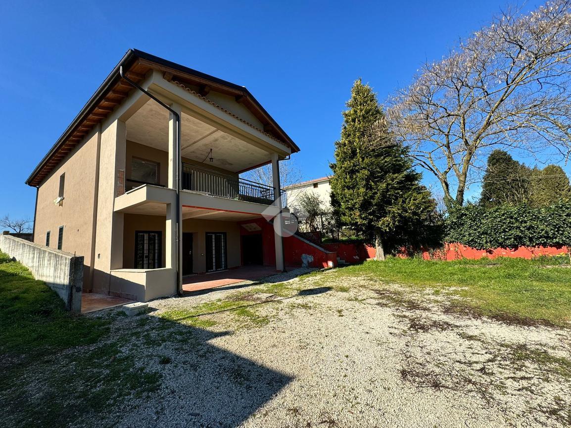 Villa in vendita a San Cesareo