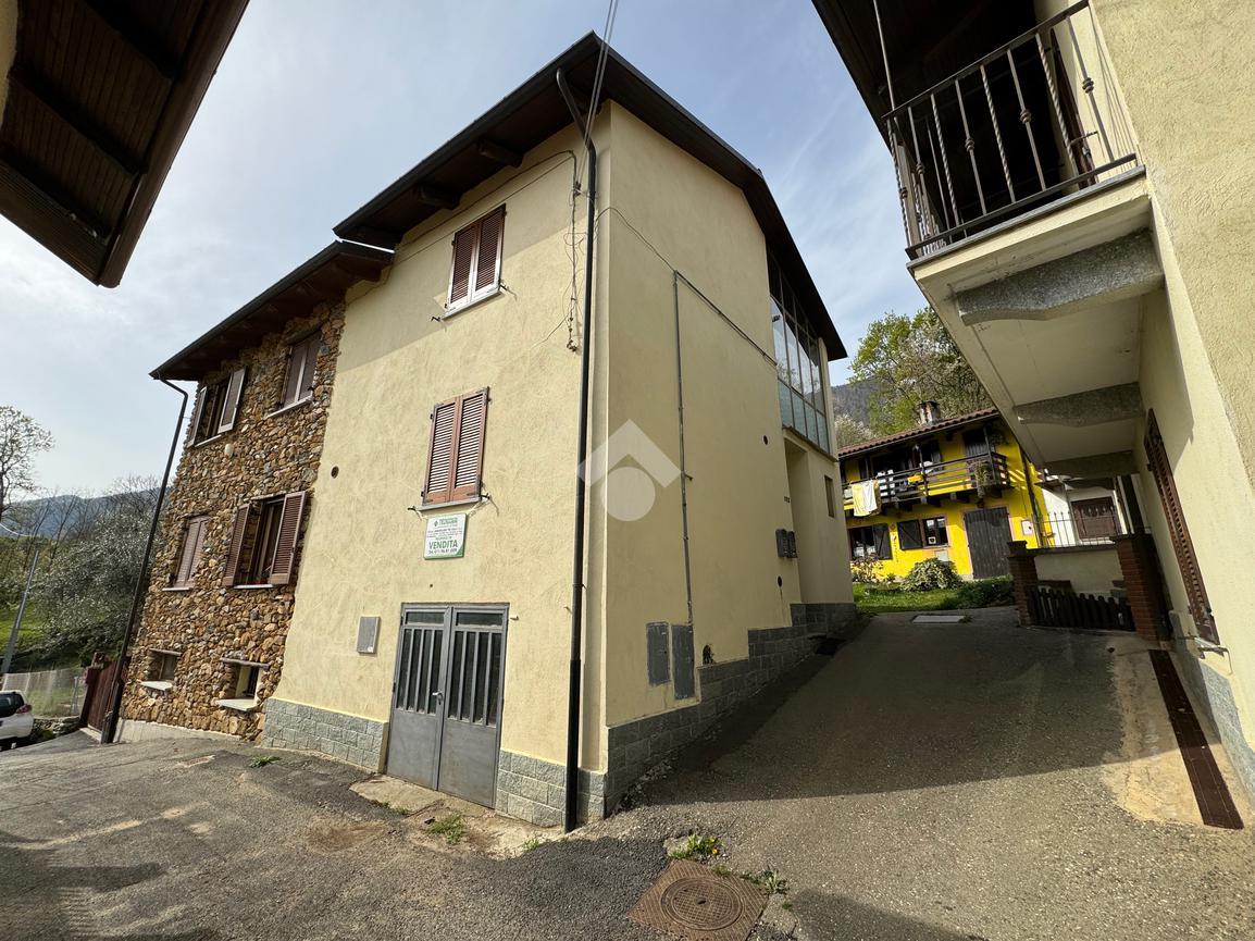 Casa indipendente in vendita a Val Della Torre