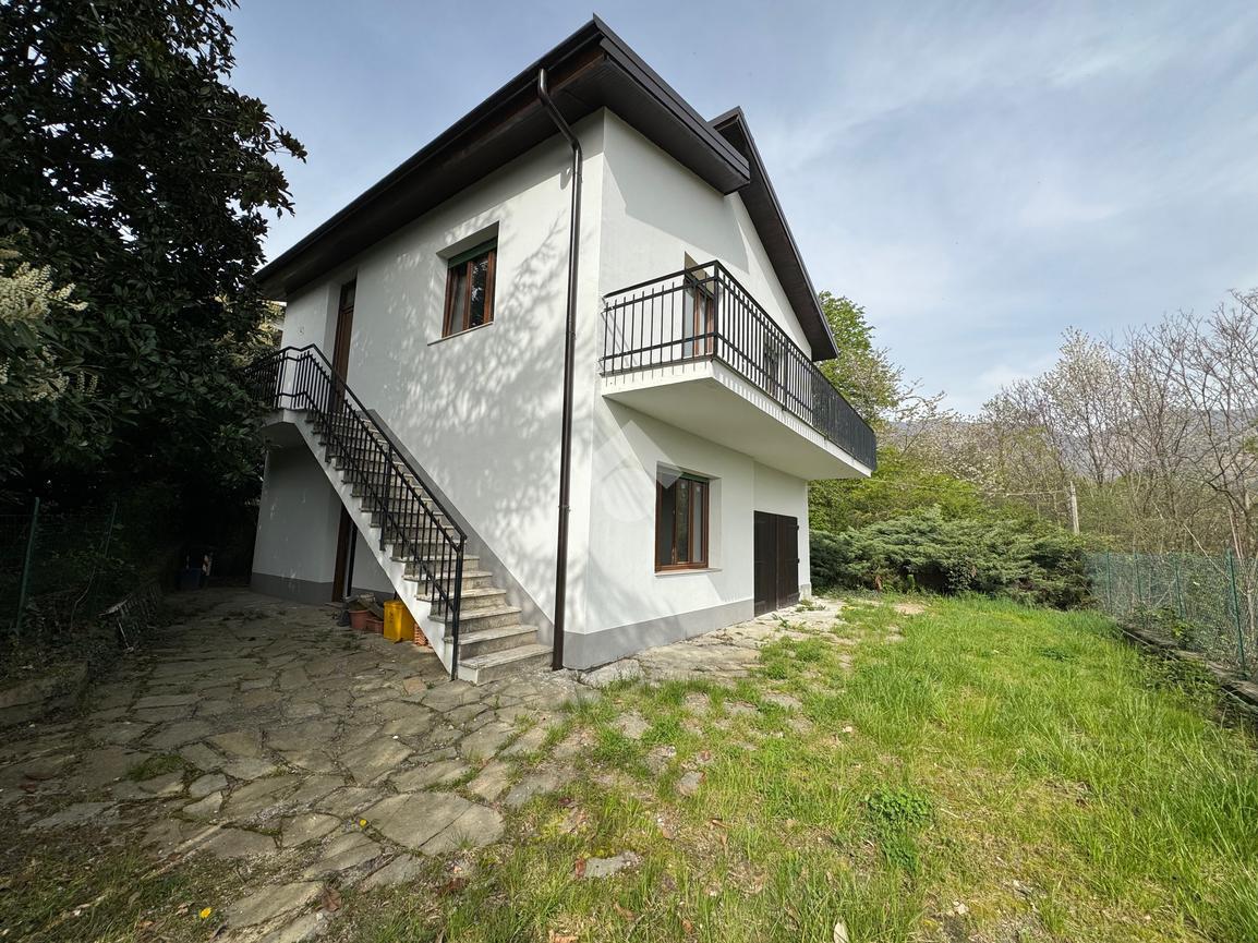 Villa in vendita a Val Della Torre
