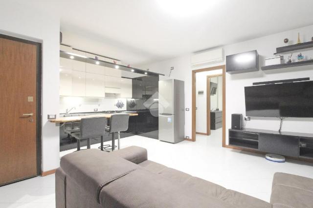 2-room flat in Via Cristo Risorto 28, Cassano d'Adda - Photo 1