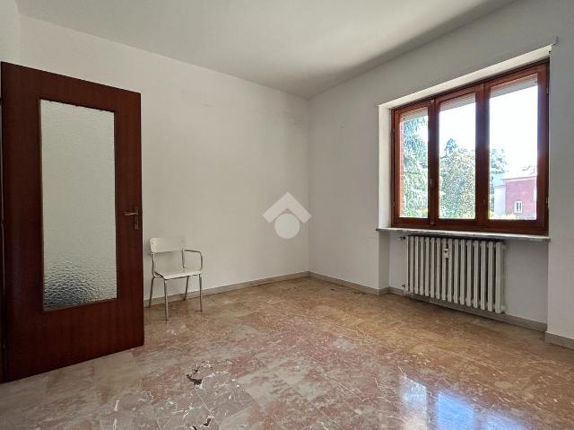 2-room flat in Via Baroncini Ezio 50, Asti - Photo 1