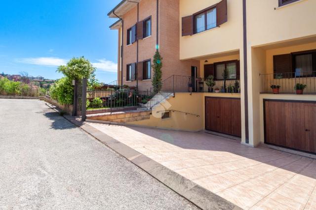 Terraced house in Via Capo Croce 4, L'Aquila - Photo 1