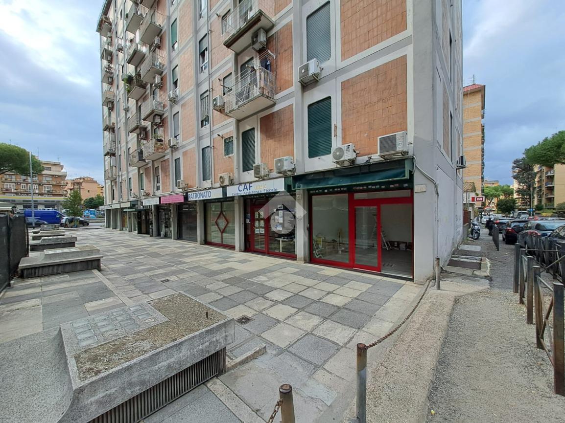 Negozio in Via Prenestina 461, Roma, {3} - Foto 1