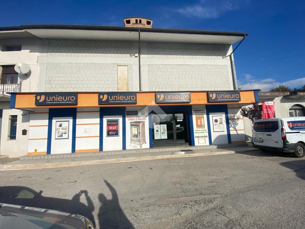 Palazzina commerciale in Via Valeria Tiburtina  Km 130,920, Cerchio, {3} - Foto 2