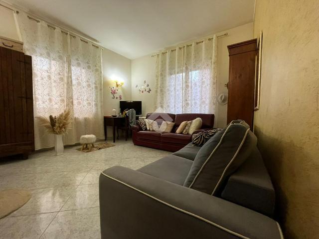 4-room flat, Santeramo in Colle - Photo 1