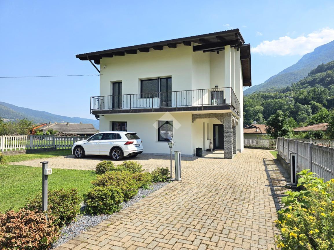 Villa in vendita a Inverso Pinasca