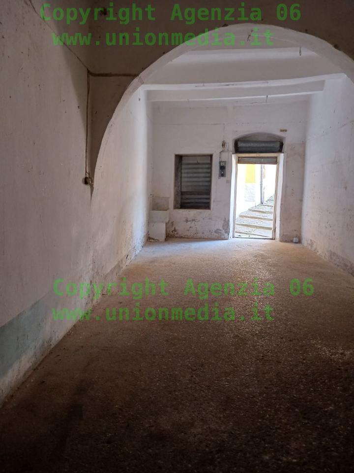 Capannone in , Arcola, {3} - Foto 1