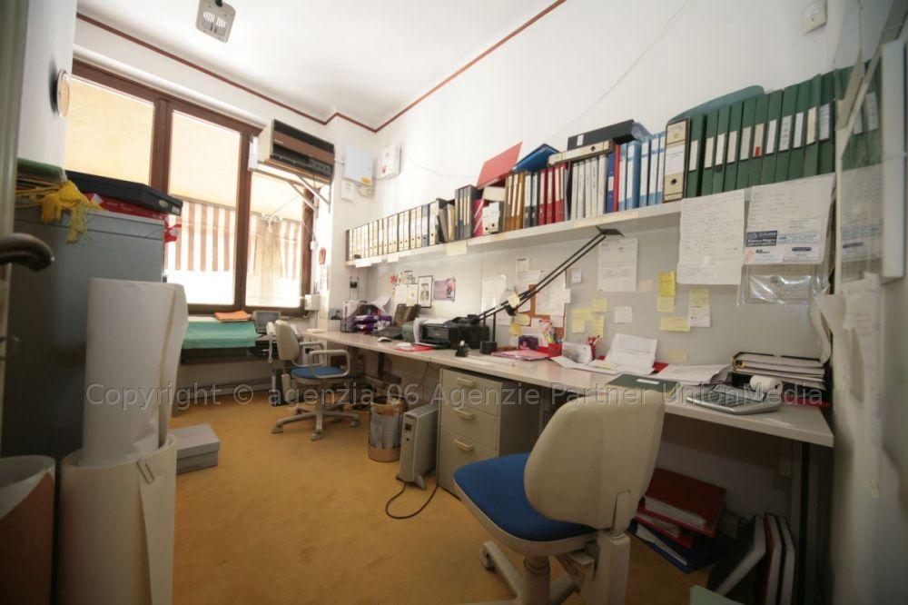 Ufficio in , La Spezia, {3} - Foto 1