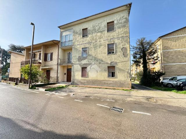 Vierzimmerwohnung in Via Risorgimento 23, Assisi - Foto 1