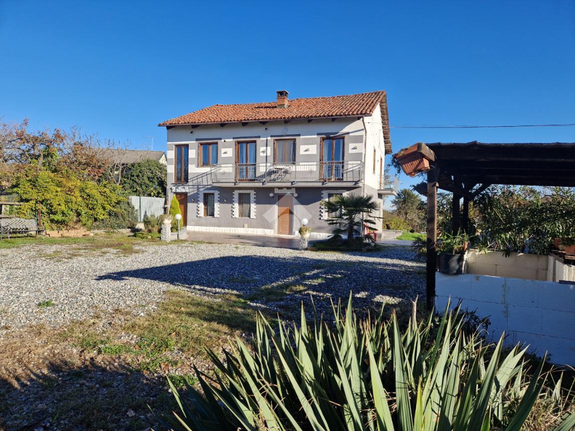 Casa indipendente in vendita a Valfenera