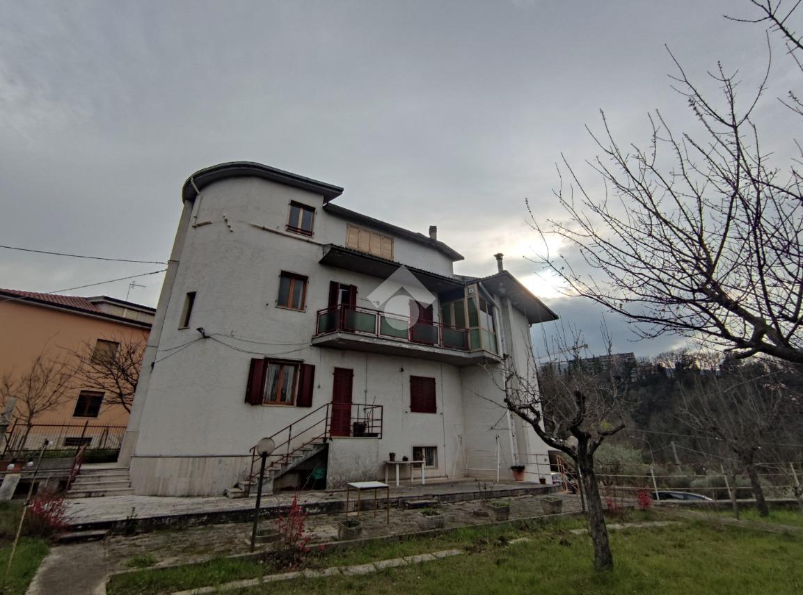 Appartamento in vendita a Folignano