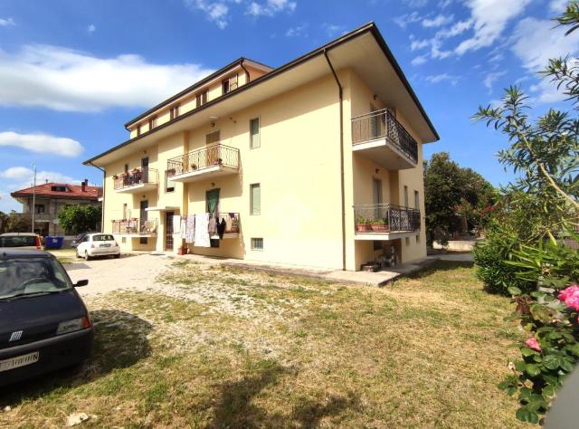 Vierzimmerwohnung in Via Varese 4, Folignano - Foto 1