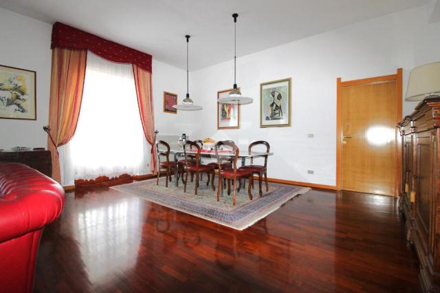 4-room flat in {3}, Appartamento Castel di Lama - Photo 1