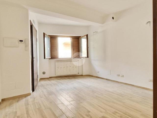 2-room flat in Appartamento Via delle Vigne, L'Aquila - Photo 1