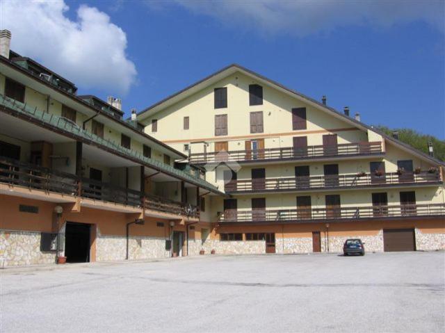 3-room flat in Via Ss17 1, Roccaraso - Photo 1