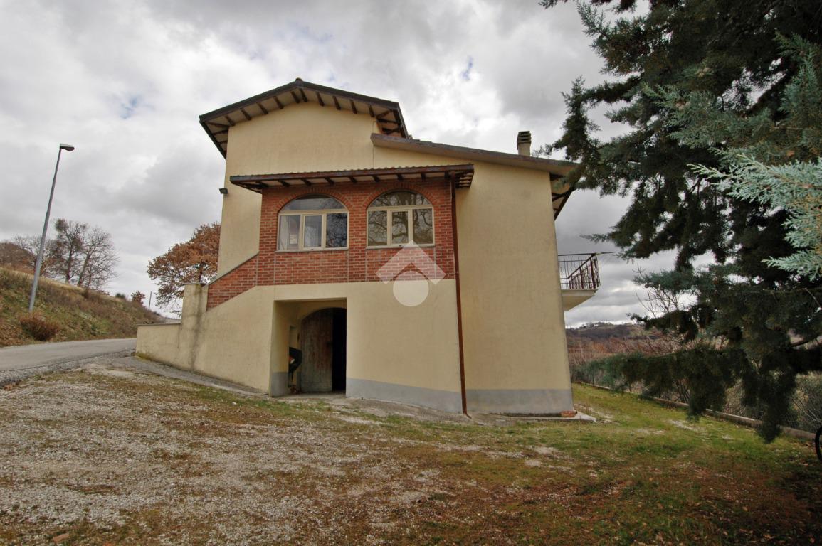 Casa indipendente in vendita a Gualdo Tadino