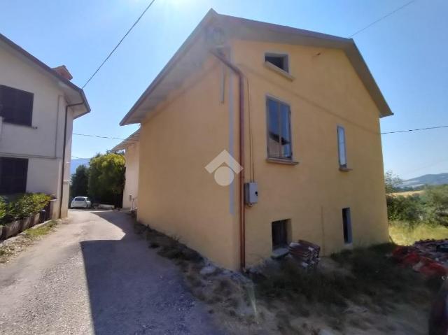 Casa indipendente in Via Borgonovo, Gualdo Tadino - Foto 1