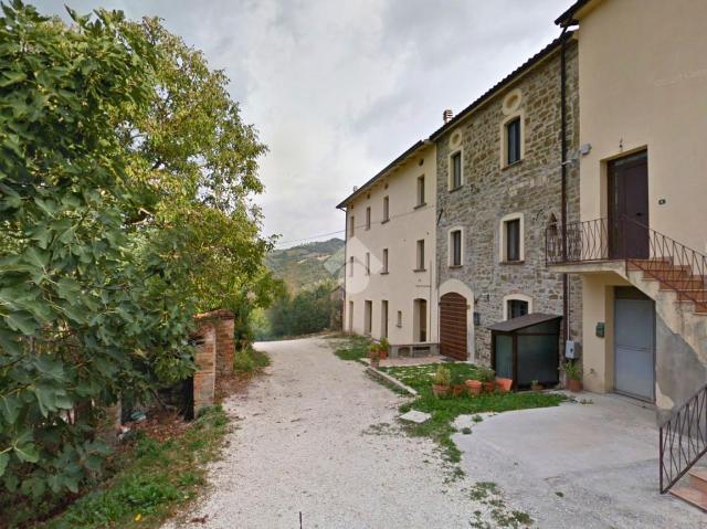 Casa indipendente in Loc. Santa Croce, Gualdo Tadino - Foto 1