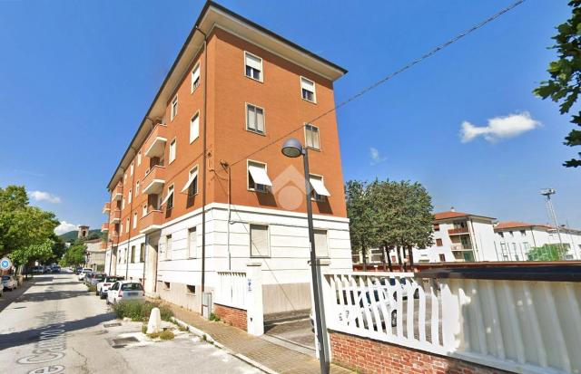 Quadrilocale in Via Campo Sportivo 36, Fabriano - Foto 1