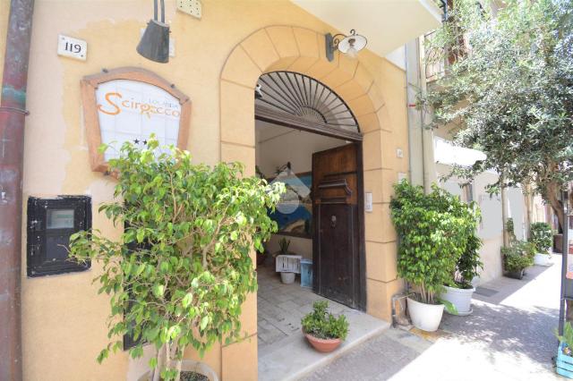 Casa indipendente in Corso Giuseppe Garibaldi 117, Castellammare del Golfo - Foto 1