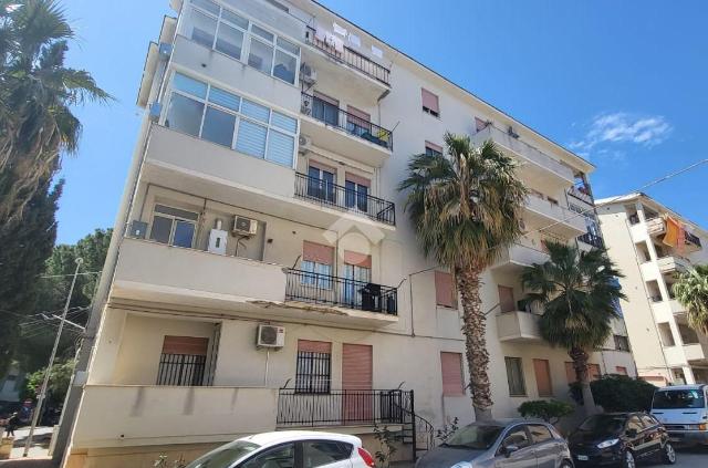 Vierzimmerwohnung in Via Ettore Maiorana 1, Castellammare del Golfo - Foto 1