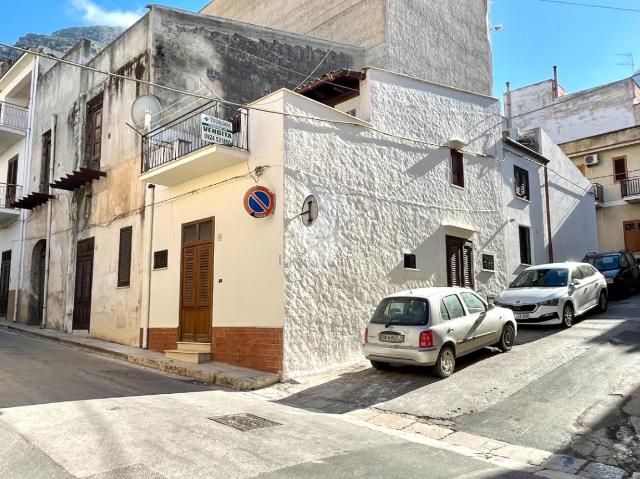 Einfamilienhaus in Via Roma 205, Castellammare del Golfo - Foto 1