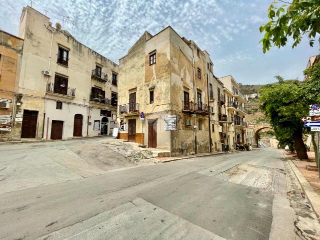 Casa indipendente in Via Marina di Petrolo 36, Castellammare del Golfo - Foto 1