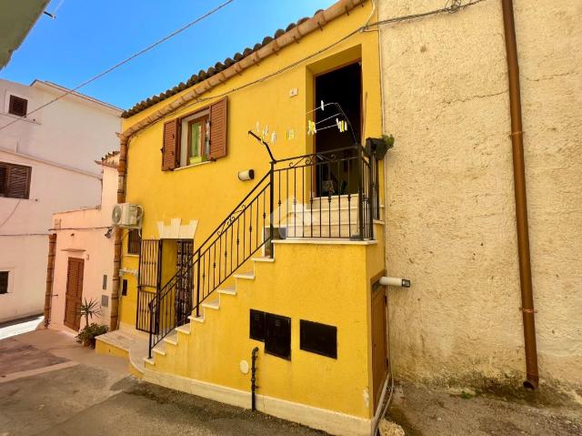 Detached house in Via Renda 6, Castellammare del Golfo - Photo 1