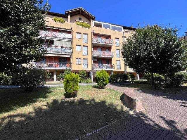 2-room flat in Via Luciano Lama, Malalbergo - Photo 1