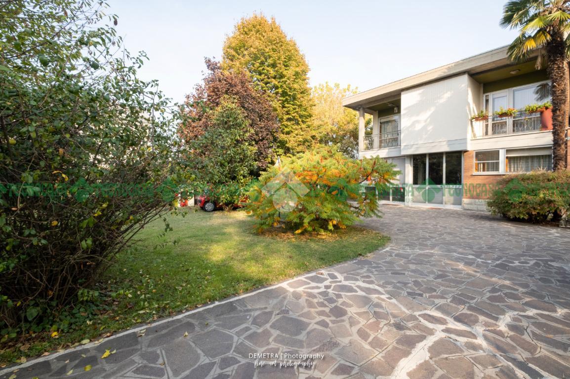 Villa in vendita a Castelfranco Emilia